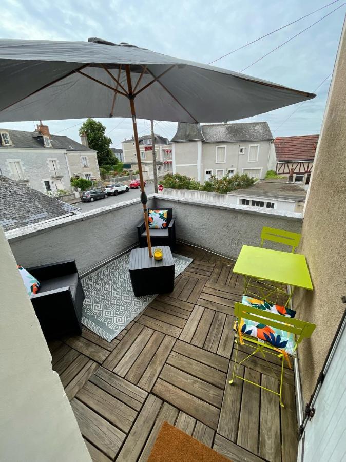Logement Entier: Appartement Avec Terrasse Quartier De La Gare 阿姆博斯 外观 照片